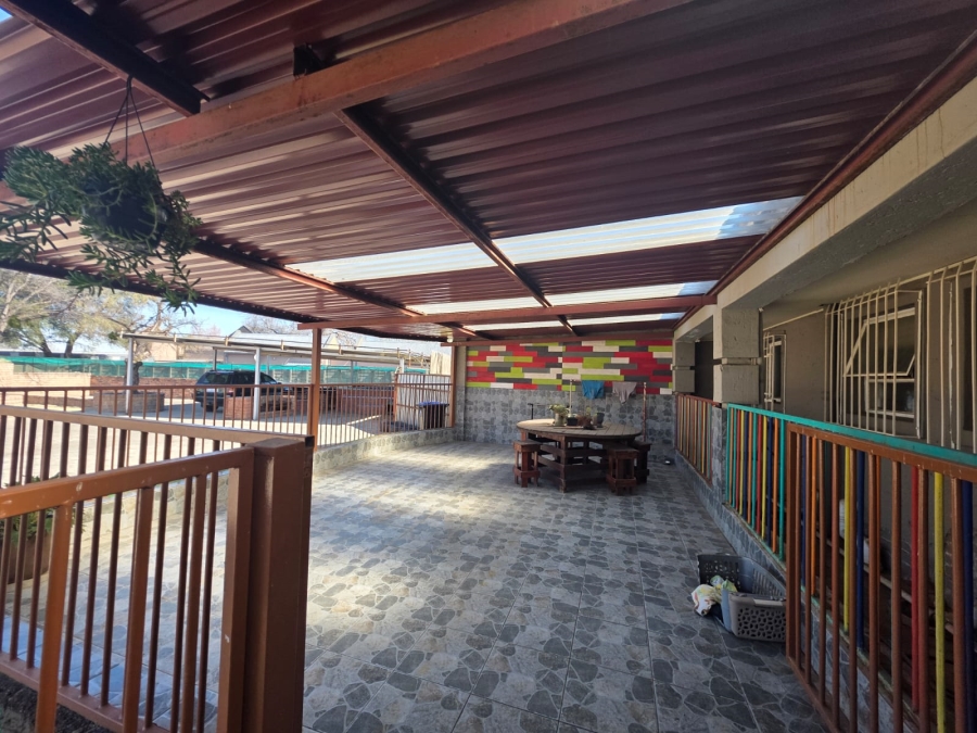 4 Bedroom Property for Sale in Mantevrede Gauteng
