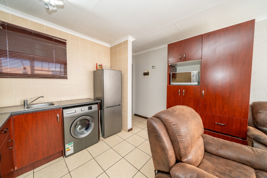 3 Bedroom Property for Sale in Helderwyk Gauteng