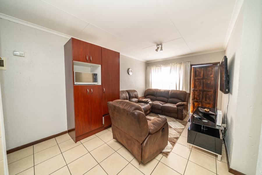 3 Bedroom Property for Sale in Helderwyk Gauteng