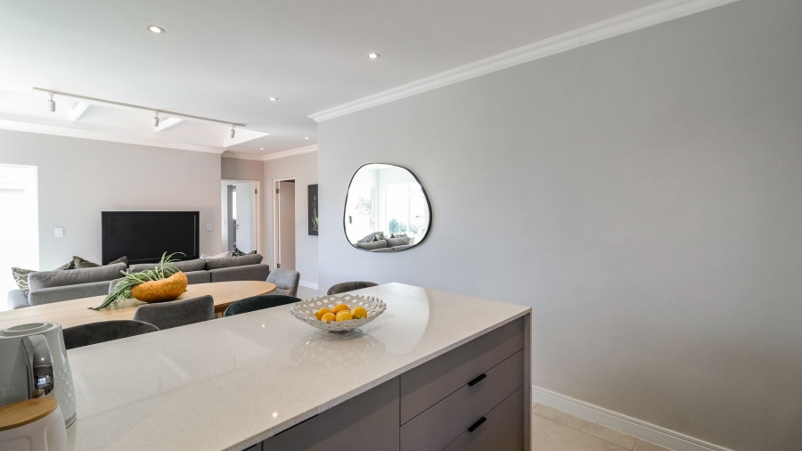 3 Bedroom Property for Sale in Broadacres Gauteng