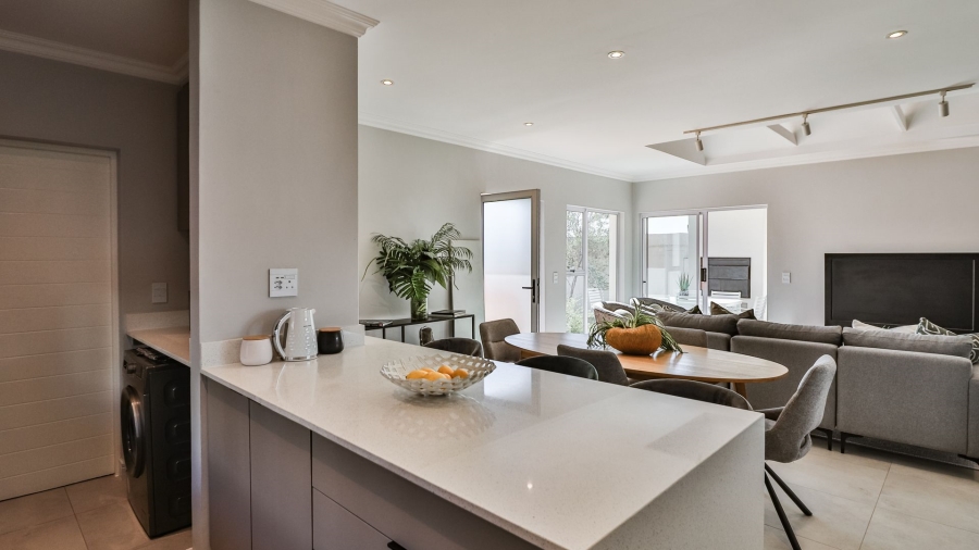 3 Bedroom Property for Sale in Broadacres Gauteng