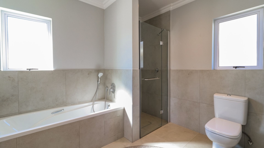 3 Bedroom Property for Sale in Broadacres Gauteng