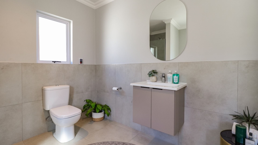 3 Bedroom Property for Sale in Broadacres Gauteng