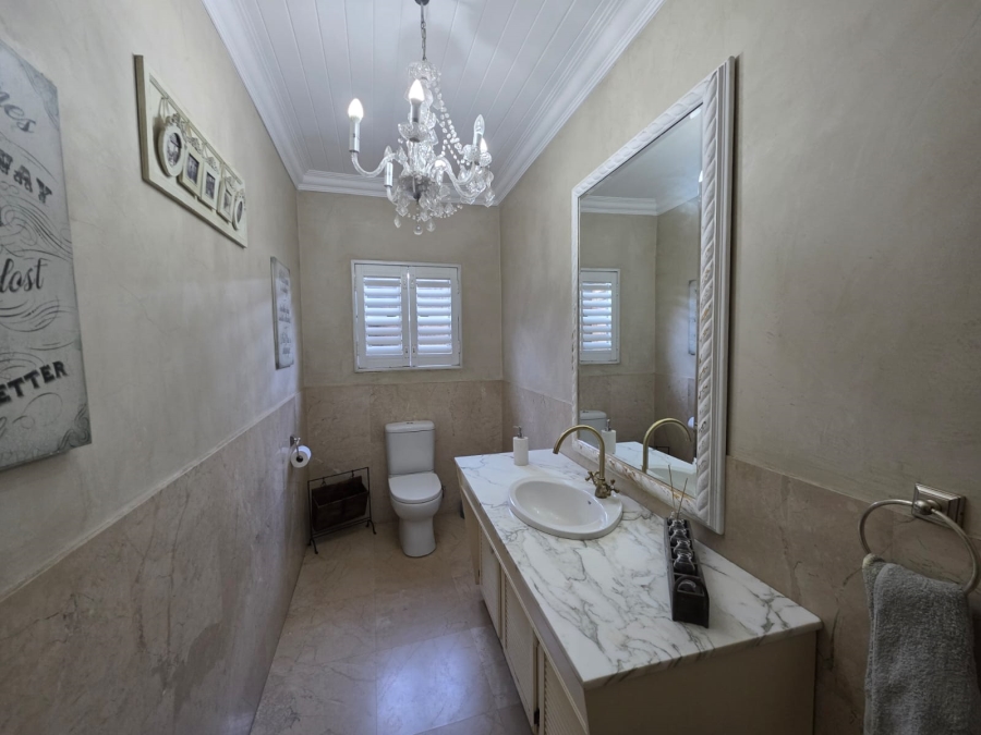 6 Bedroom Property for Sale in Vanderbijlpark SW 5 Gauteng