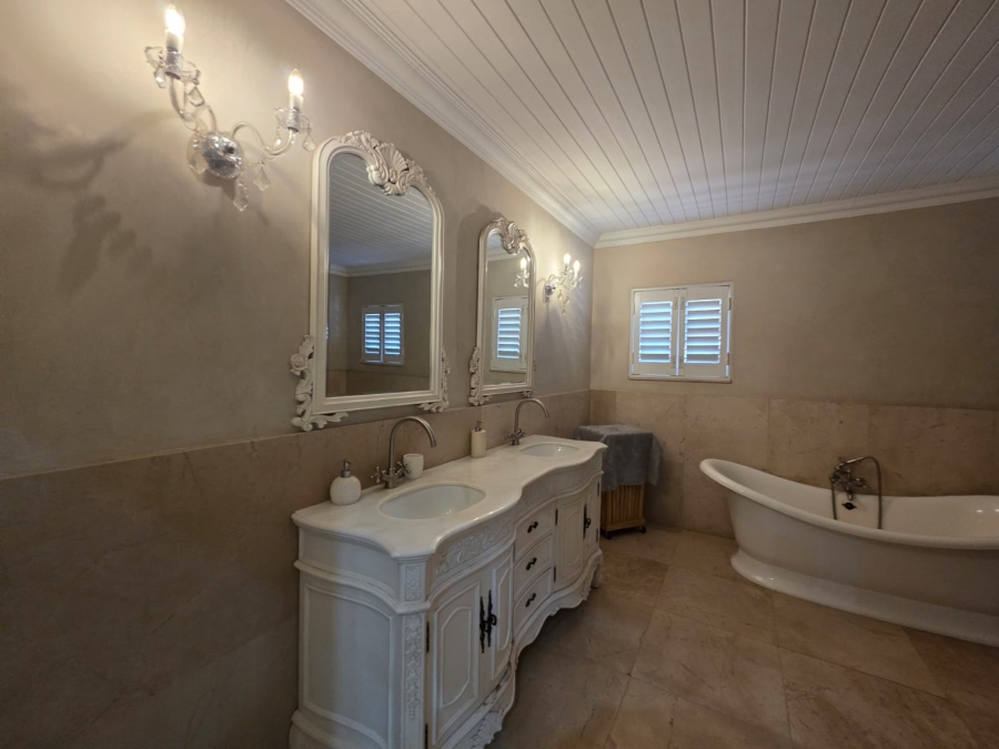 6 Bedroom Property for Sale in Vanderbijlpark SW 5 Gauteng