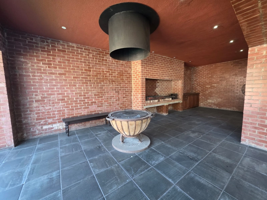 6 Bedroom Property for Sale in Vanderbijlpark SW 5 Gauteng