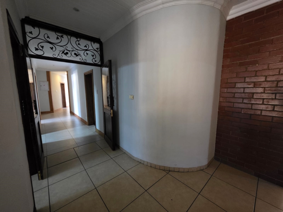6 Bedroom Property for Sale in Vanderbijlpark SW 5 Gauteng
