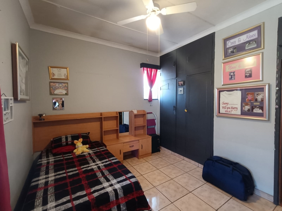 3 Bedroom Property for Sale in Vanderbijlpark CW 5 Gauteng