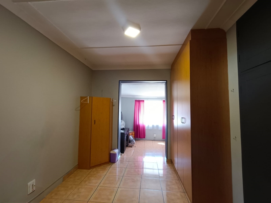3 Bedroom Property for Sale in Vanderbijlpark CW 5 Gauteng