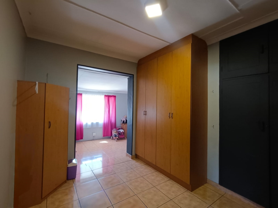 3 Bedroom Property for Sale in Vanderbijlpark CW 5 Gauteng