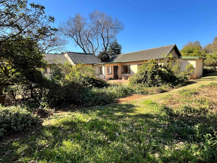 5 Bedroom Property for Sale in Harveston A H Gauteng