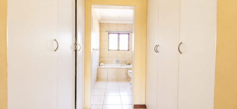 3 Bedroom Property for Sale in Hughes Gauteng
