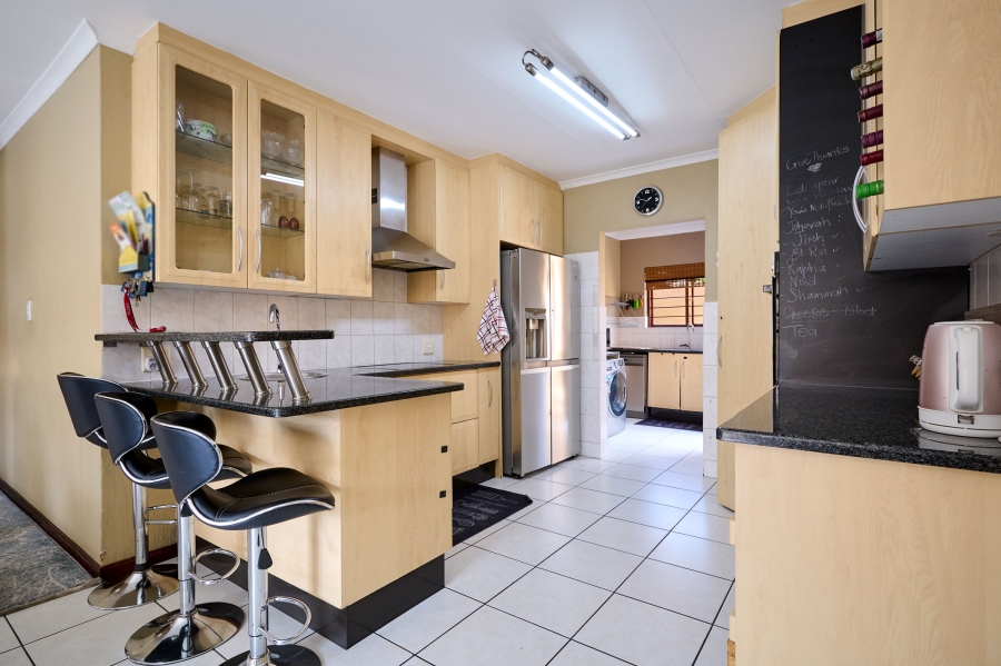 3 Bedroom Property for Sale in Erand Gardens Gauteng