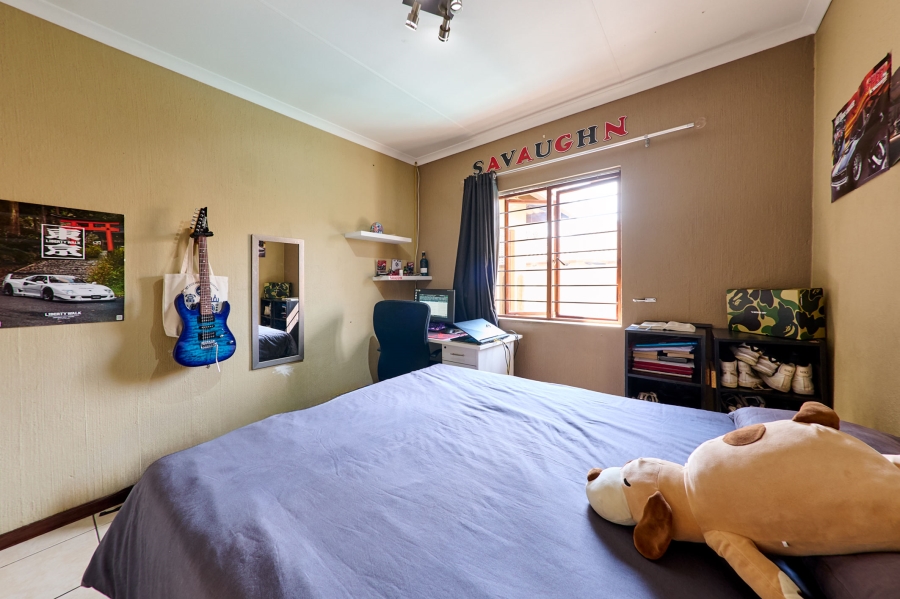 3 Bedroom Property for Sale in Erand Gardens Gauteng