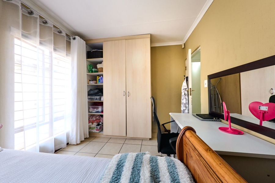3 Bedroom Property for Sale in Erand Gardens Gauteng