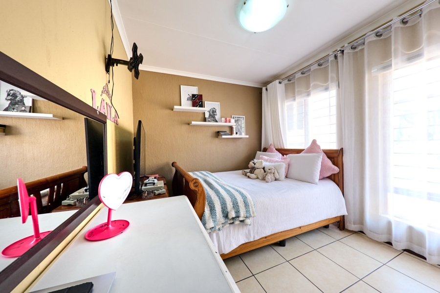 3 Bedroom Property for Sale in Erand Gardens Gauteng