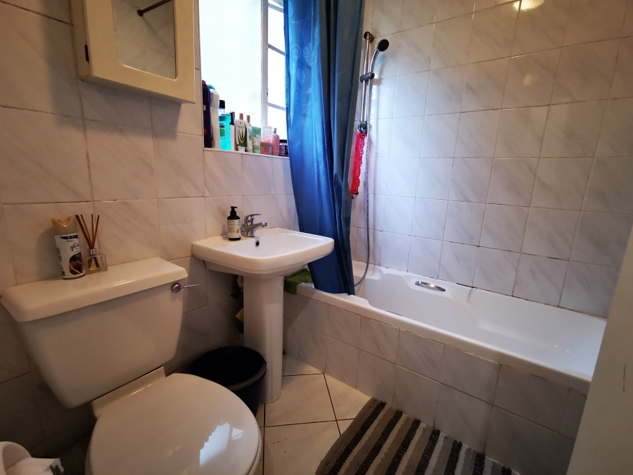 To Let 1 Bedroom Property for Rent in Paulshof Gauteng