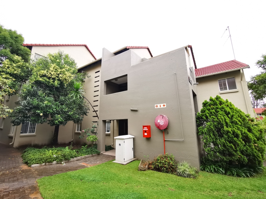 To Let 1 Bedroom Property for Rent in Paulshof Gauteng