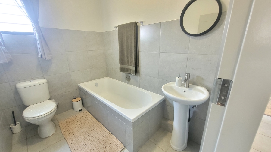 3 Bedroom Property for Sale in Protea Glen Gauteng