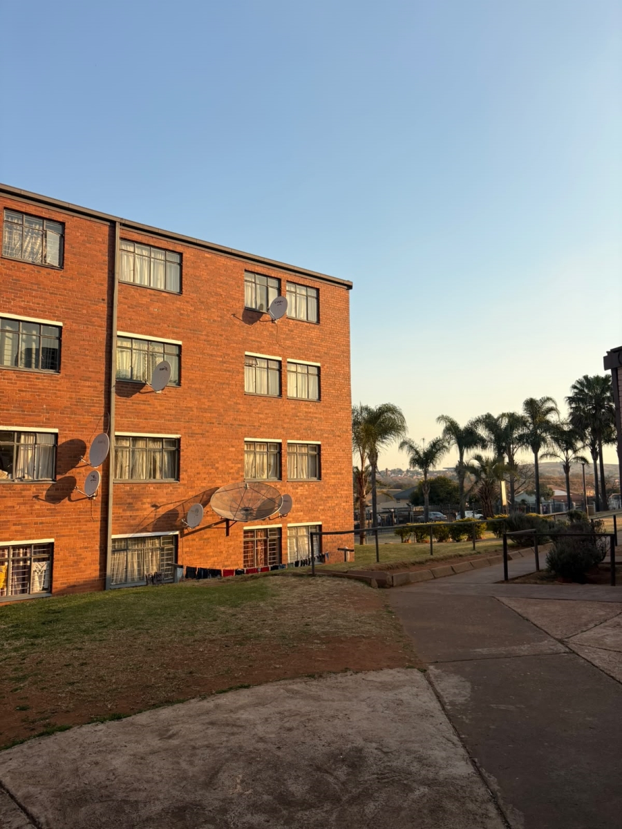 3 Bedroom Property for Sale in Laudium Gauteng