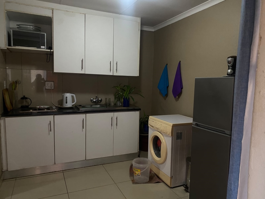 9 Bedroom Property for Sale in Booysens Gauteng