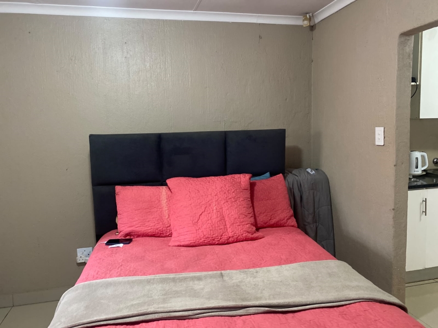 9 Bedroom Property for Sale in Booysens Gauteng