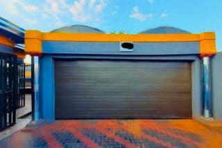 3 Bedroom Property for Sale in Simunye Gauteng