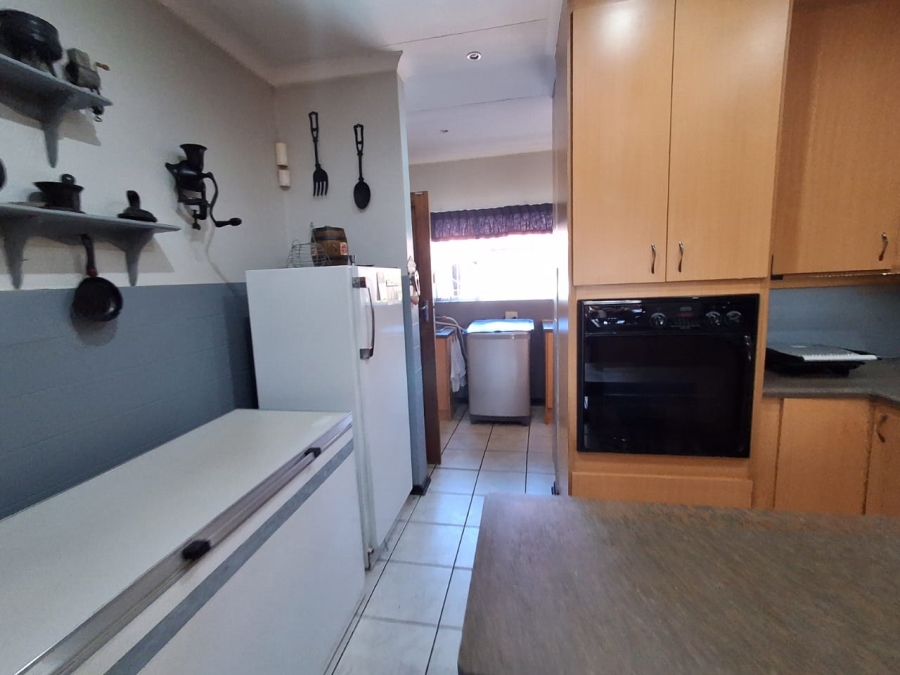 3 Bedroom Property for Sale in Carletonville Central Gauteng