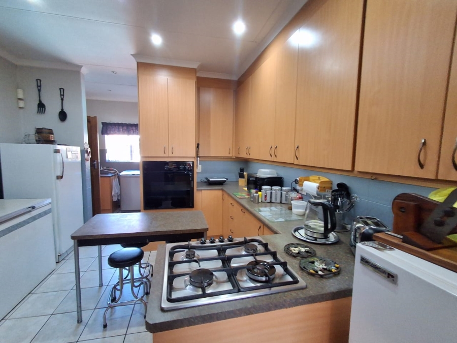 3 Bedroom Property for Sale in Carletonville Central Gauteng