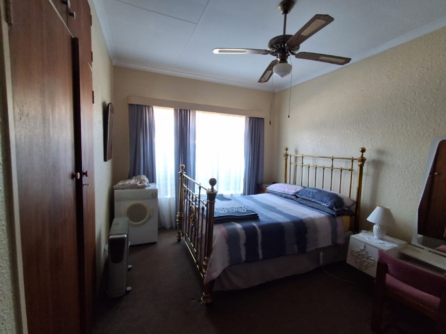 3 Bedroom Property for Sale in Carletonville Central Gauteng