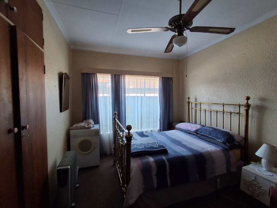 3 Bedroom Property for Sale in Carletonville Central Gauteng