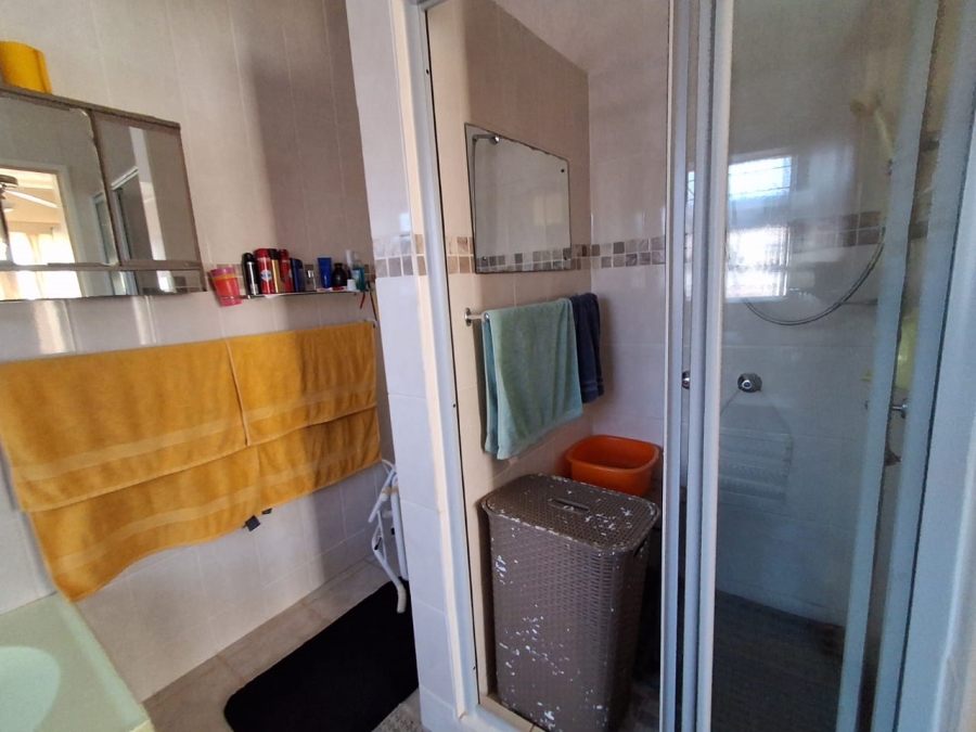 3 Bedroom Property for Sale in Carletonville Central Gauteng