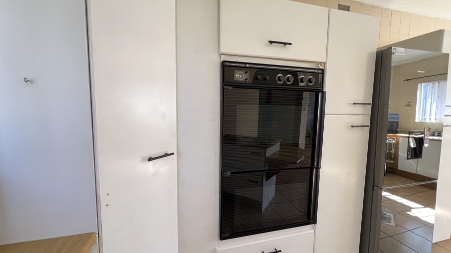 3 Bedroom Property for Sale in Witpoortjie Gauteng