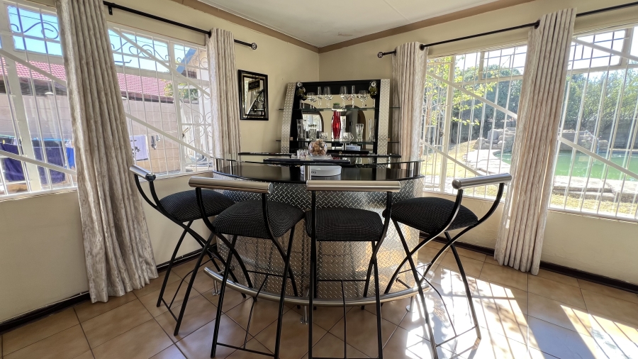 3 Bedroom Property for Sale in Witpoortjie Gauteng