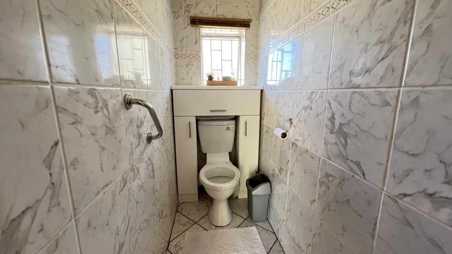 3 Bedroom Property for Sale in Witpoortjie Gauteng