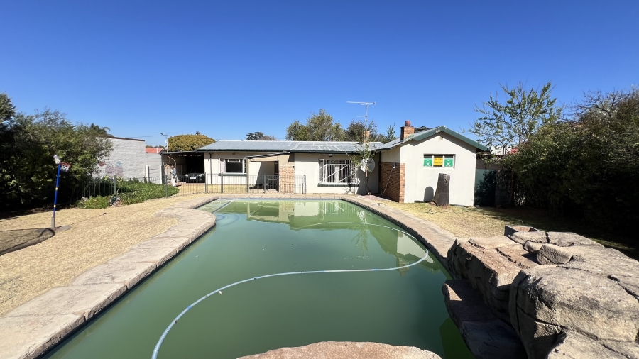 3 Bedroom Property for Sale in Witpoortjie Gauteng