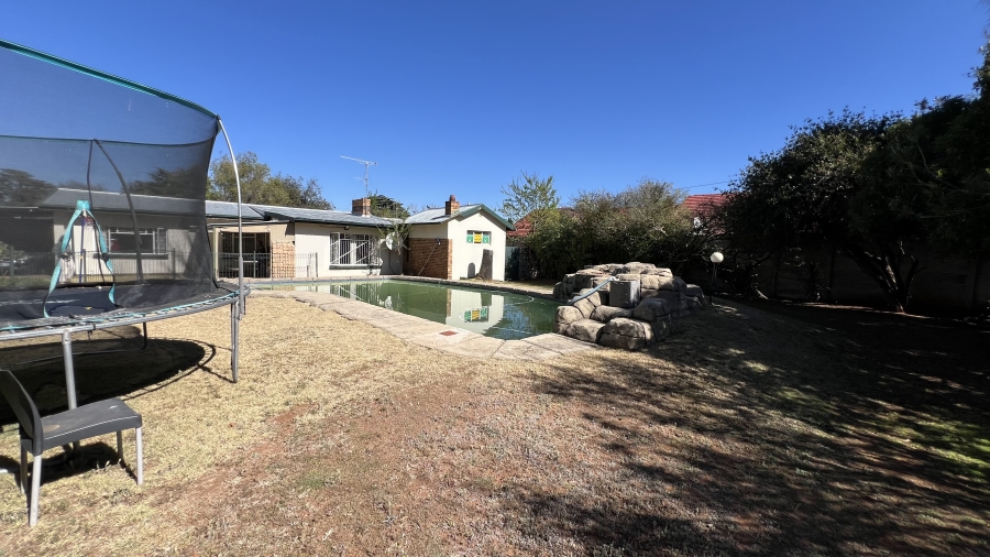 3 Bedroom Property for Sale in Witpoortjie Gauteng