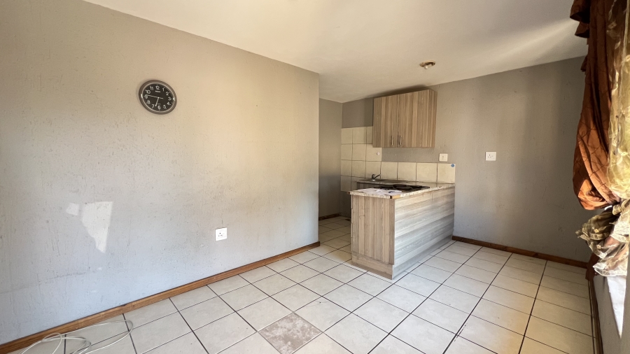 1 Bedroom Property for Sale in Randgate Gauteng
