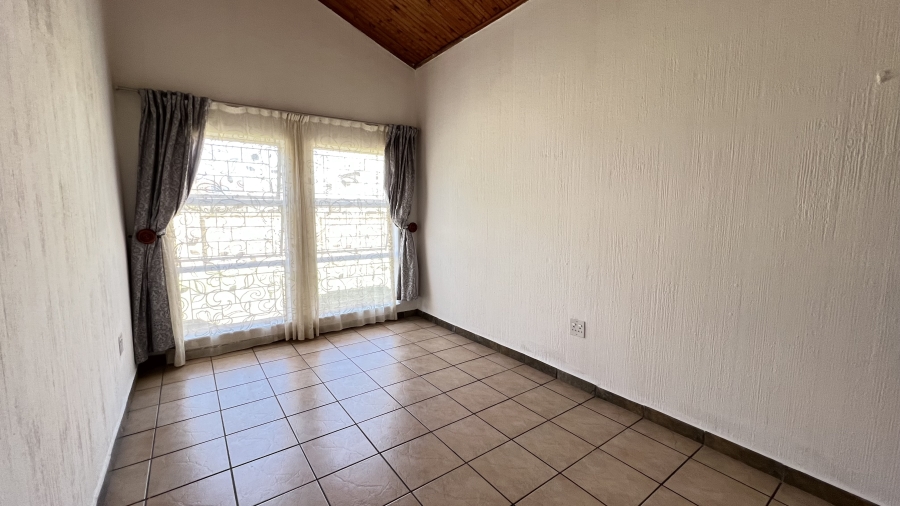 3 Bedroom Property for Sale in Greenhills Gauteng