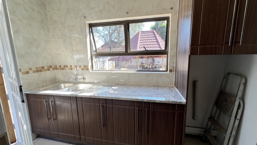 3 Bedroom Property for Sale in Greenhills Gauteng