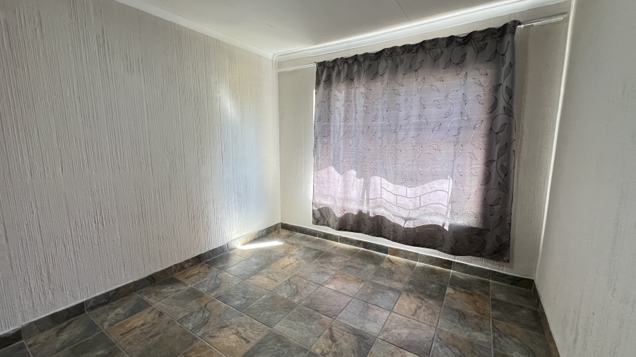 3 Bedroom Property for Sale in Greenhills Gauteng