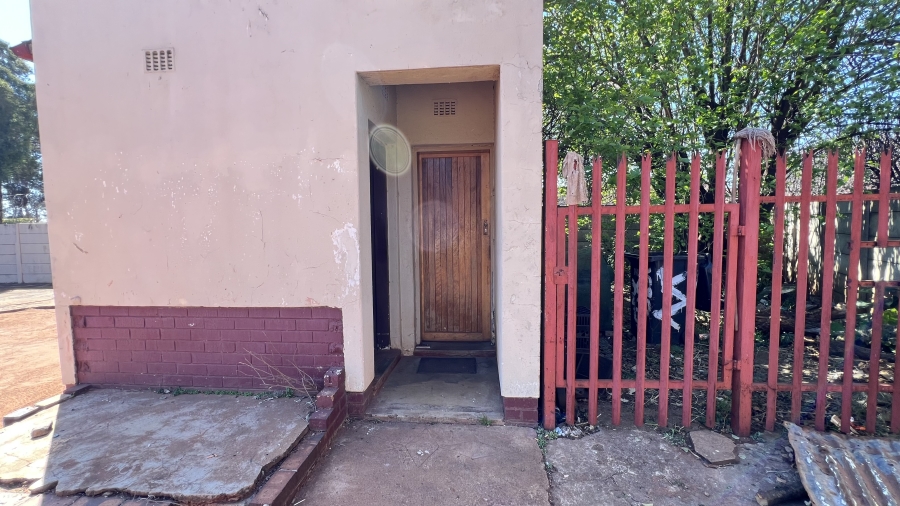 3 Bedroom Property for Sale in Westonaria Gauteng