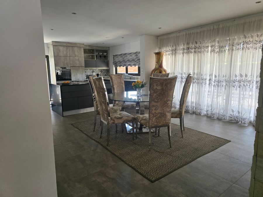 5 Bedroom Property for Sale in Eye of Africa Gauteng