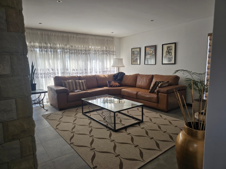 5 Bedroom Property for Sale in Eye of Africa Gauteng