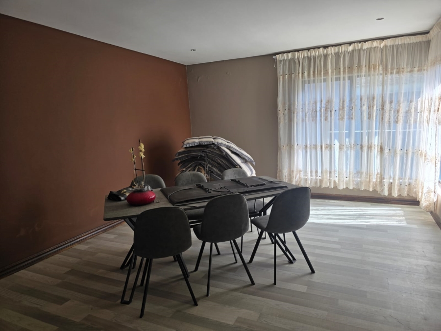 5 Bedroom Property for Sale in Eye of Africa Gauteng