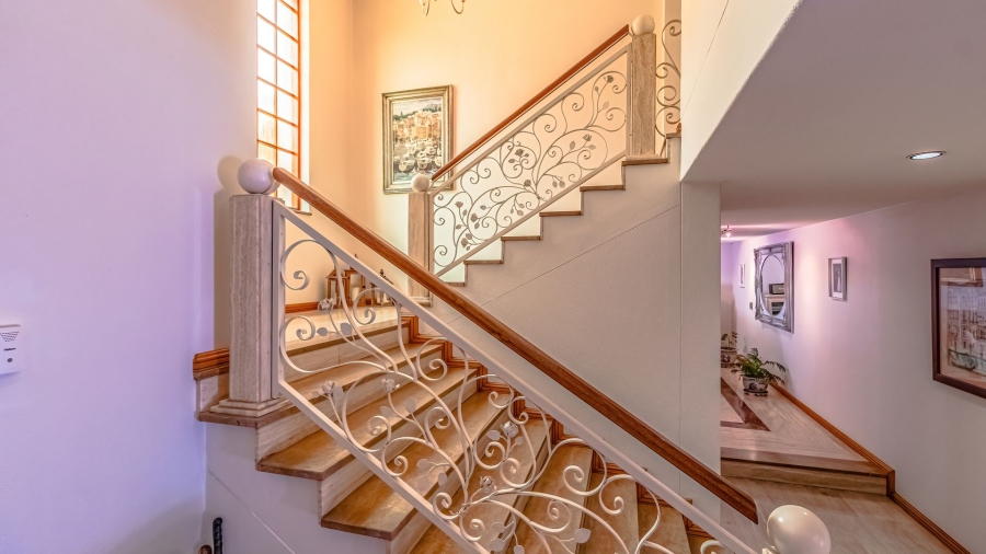 4 Bedroom Property for Sale in Bedfordview Gauteng