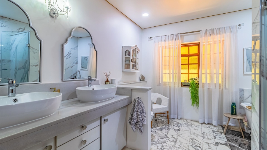4 Bedroom Property for Sale in Bedfordview Gauteng