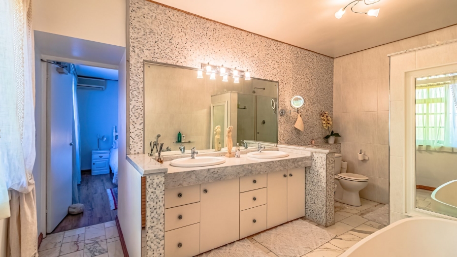4 Bedroom Property for Sale in Bedfordview Gauteng