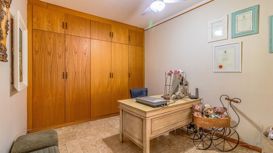 4 Bedroom Property for Sale in Bedfordview Gauteng