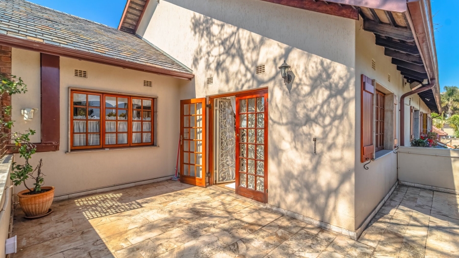 4 Bedroom Property for Sale in Bedfordview Gauteng